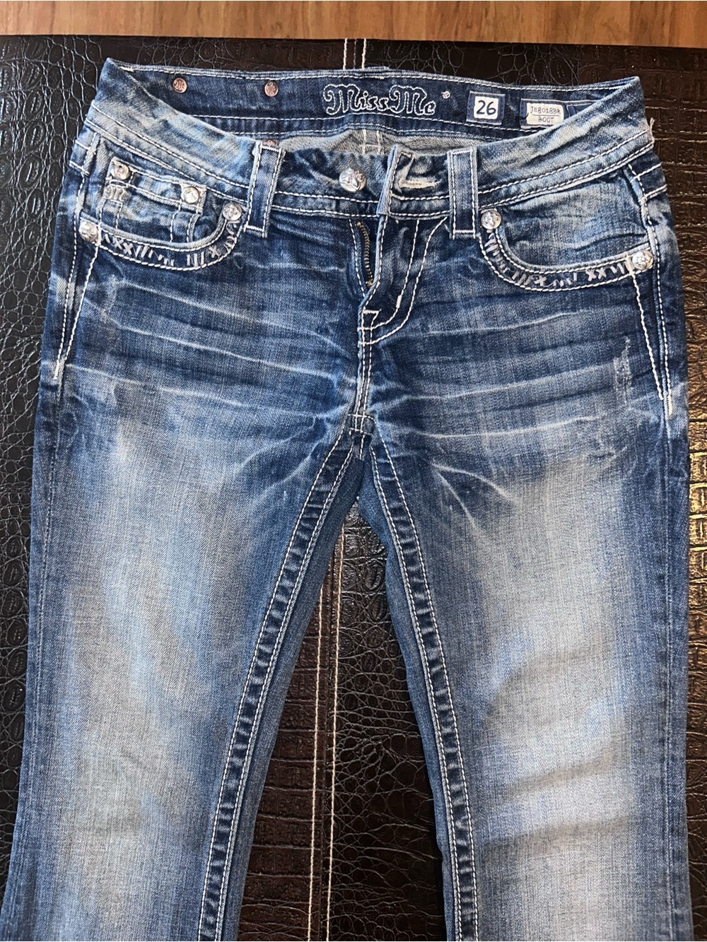 Miss Me Women's Embellished Jeans - Picture 4 of 10
